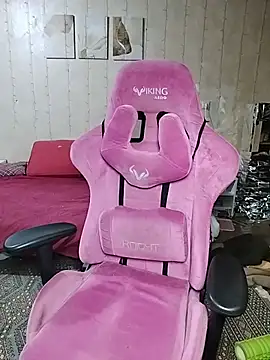 DenisHailey online show from 16, 4, 2026