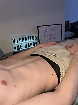 secret dream415 online show from 13, 4, 2026