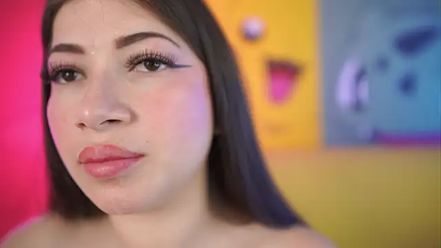 miss  pamela online show from 8, 4, 2026