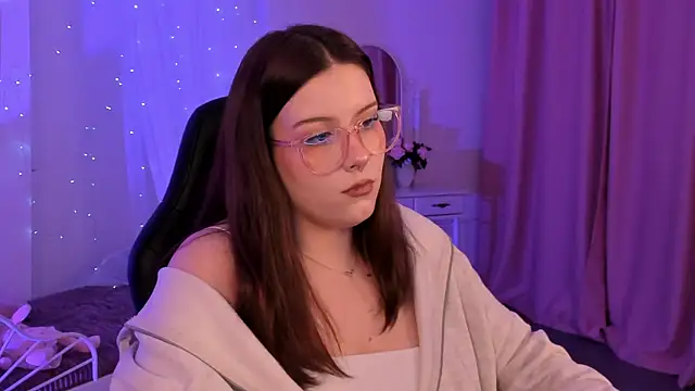 CoralineKeyns online show from 20, 1, 2025