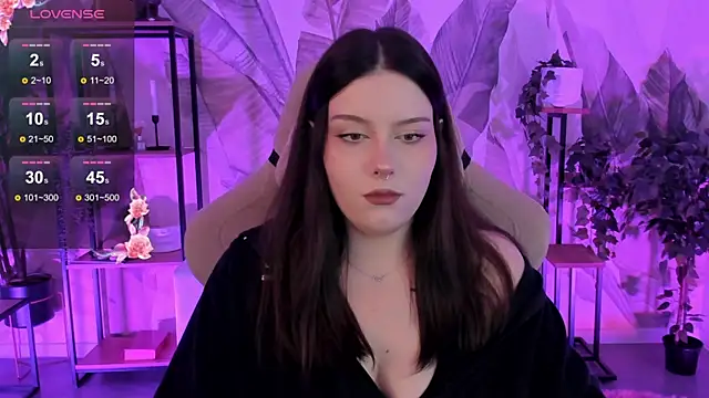 CoralineKeyns online show from 14, 9, 2025