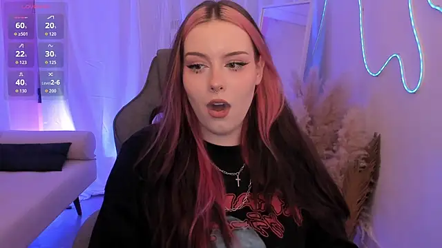 CoralineKeyns online show from 18, 6, 2026
