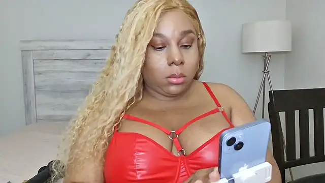 Carmen Cream online show from 7, 11, 2025