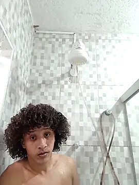 Nicolaskribeiro online show from 21, 2, 2025