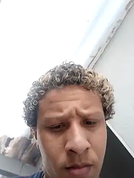 Nicolaskribeiro online show from 14, 11, 2025