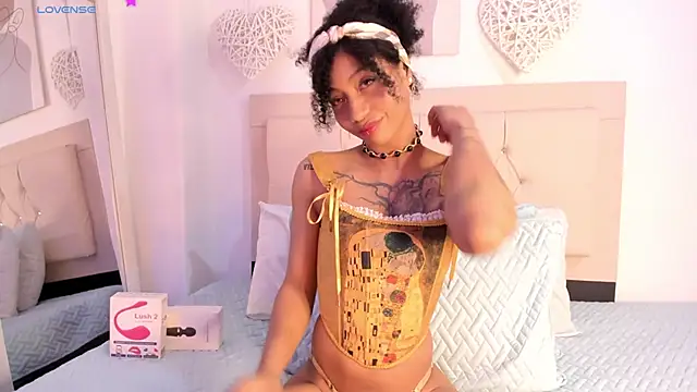 daiana curly online show from 5, 2, 2025