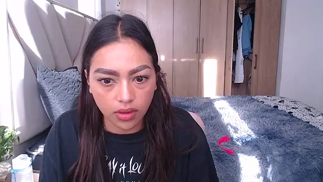 fairylatin222 online show from 18, 3, 2025