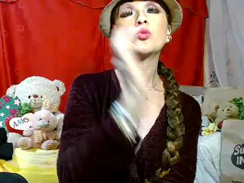hottieperla online show from 14, 5, 2026