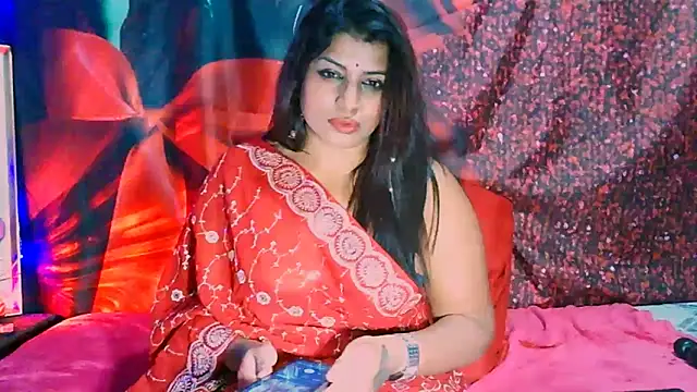 Snapshot of RoyalIndianCreamPuff chatting on 17, 1, 2025 RoyalIndianCreamPuff online show from 17, 1, 2025