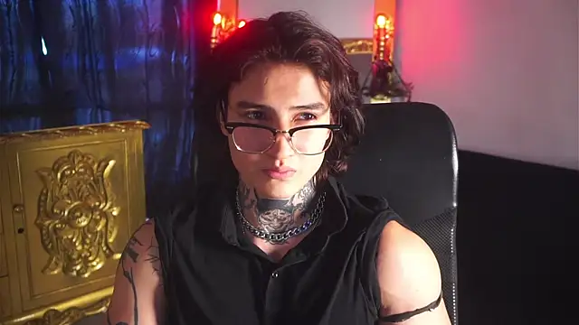 dantecoppolaa  online show from 8, 3, 2025