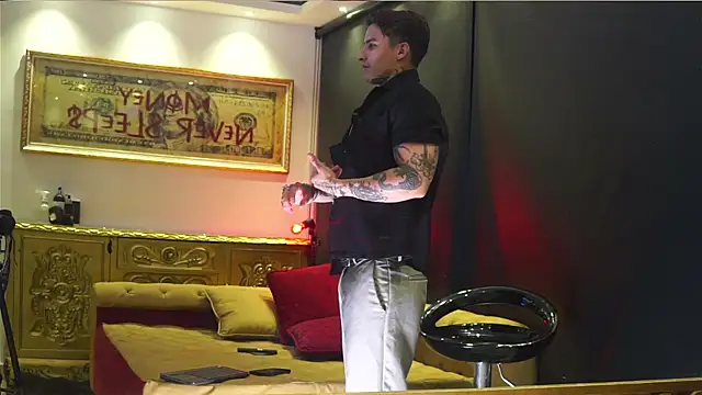 Snapshot of dantecoppolaa_ chatting on 6, 6, 2026 dantecoppolaa online show from 6, 6, 2026