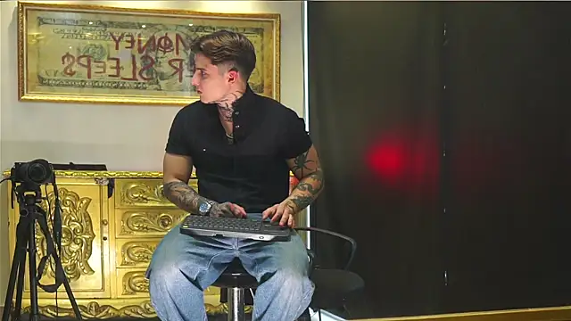 dantecoppolaa  online show from 26, 7, 2026
