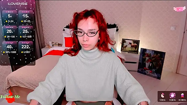 LeylaNoiry online show from 2, 1, 2025