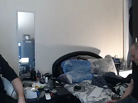 Snapshot of Terizizz chatting on 15, 4, 2026 Terizizz online show from 15, 4, 2026