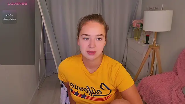 Snapshot of LovelyJessie chatting on 24, 4, 2026 LovelyJessie online show from 24, 4, 2026