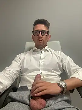 masterboss  online show from 4, 8, 2026