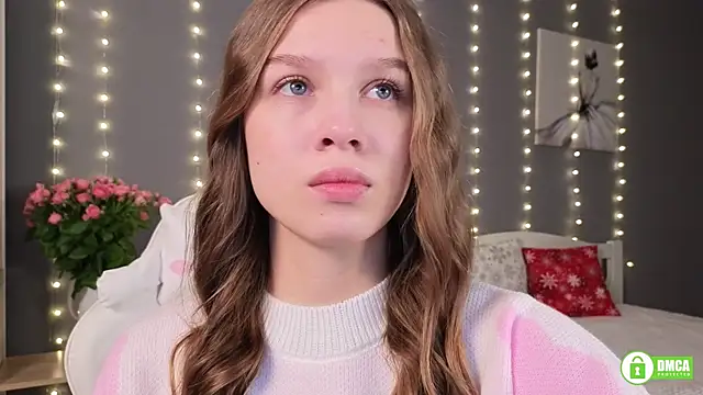 Snapshot of CutieBeauty chatting on 4, 1, 2025 CutieBeauty online show from 4, 1, 2025