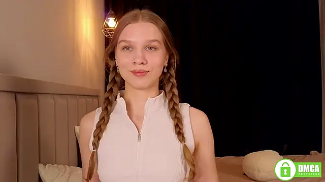 Snapshot of CutieBeauty chatting on 22, 9, 2025 CutieBeauty online show from 22, 9, 2025