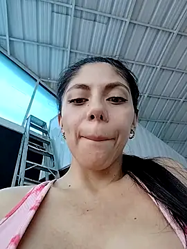 Cloesweety online show from 15, 4, 2026