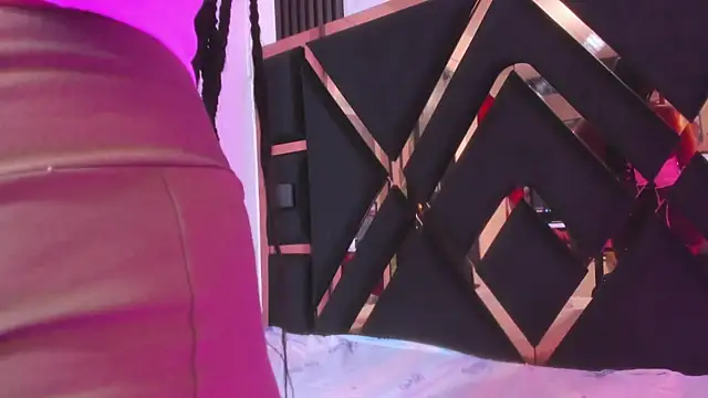 Ebony beautifull online show from 12, 9, 2025