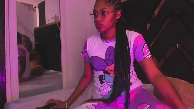 Ebony beautifull online show from 13, 9, 2025