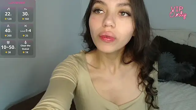 Snapshot of Maiaa_evans chatting on 12, 6, 2026 Maiaa evans online show from 12, 6, 2026