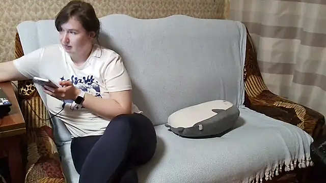 franceska blue online show from 26, 11, 2025