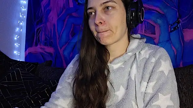 Snapshot of Cyndee_Winter chatting on 8, 1, 2025 Cyndee Winter online show from 8, 1, 2025