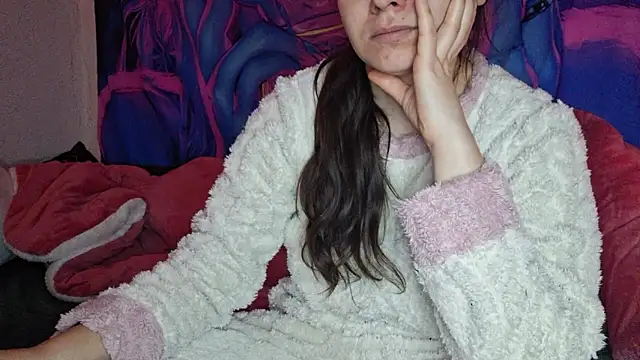 Snapshot of Cyndee_Winter chatting on 4, 2, 2025 Cyndee Winter online show from 4, 2, 2025