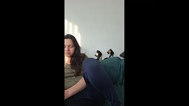 Snapshot of Cyndee_Winter chatting on 9, 9, 2025 Cyndee Winter online show from 9, 9, 2025