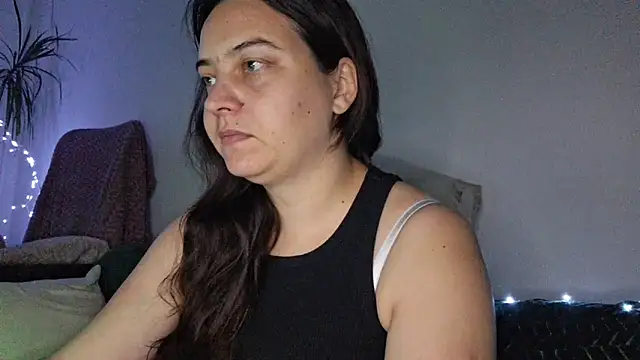 Snapshot of Cyndee_Winter chatting on 30, 10, 2025 Cyndee Winter online show from 30, 10, 2025