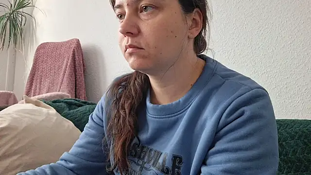 Snapshot of Cyndee_Winter chatting on 2, 11, 2025 Cyndee Winter online show from 2, 11, 2025