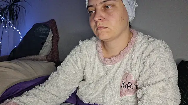 Snapshot of Cyndee_Winter chatting on 3, 11, 2025 Cyndee Winter online show from 3, 11, 2025