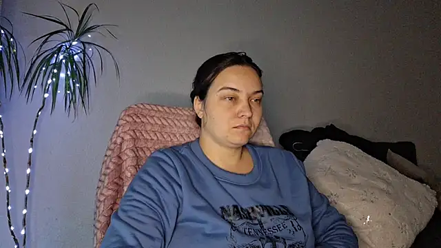 Snapshot of Cyndee_Winter chatting on 15, 12, 2025 Cyndee Winter online show from 15, 12, 2025