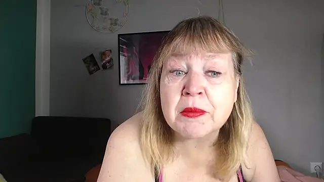 Snapshot of Blasflittchen chatting on 29, 11, 2025 Blasflittchen online show from 29, 11, 2025