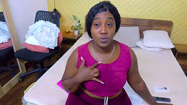 Snapshot of kiara_evanss chatting on 6, 2, 2026 kiara evanss online show from 6, 2, 2026