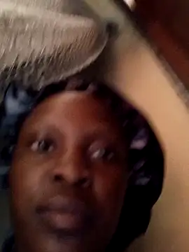 Snapshot of pretty_amaal chatting on 21, 12, 2024 pretty amaal online show from 21, 12, 2024