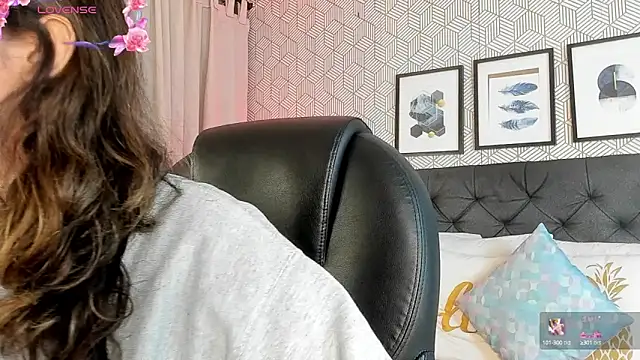 Snapshot of emma__smith1 chatting on 7, 3, 2025 emma smith1 online show from 7, 3, 2025