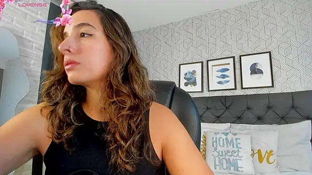 Snapshot of emma__smith1 chatting on 10, 3, 2025 emma smith1 online show from 10, 3, 2025