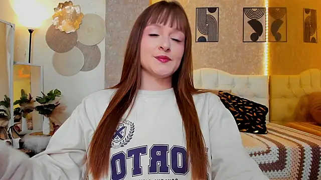 Snapshot of HalaanaTendeer chatting on 5, 11, 2025 HalaanaTendeer online show from 5, 11, 2025