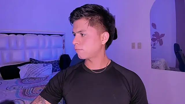 Snapshot of Niicky1_ chatting on 27, 2, 2025 Niicky1  online show from 27, 2, 2025