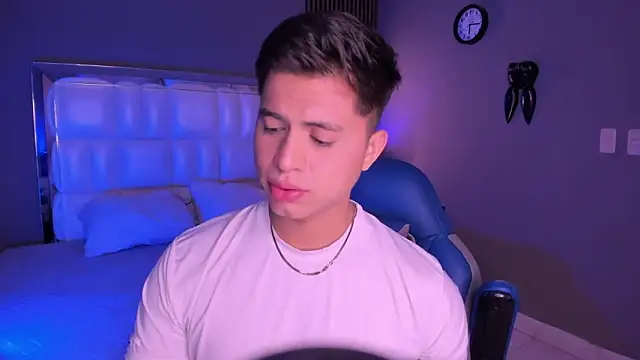 Snapshot of Niicky1_ chatting on 9, 9, 2025 Niicky1  online show from 9, 9, 2025