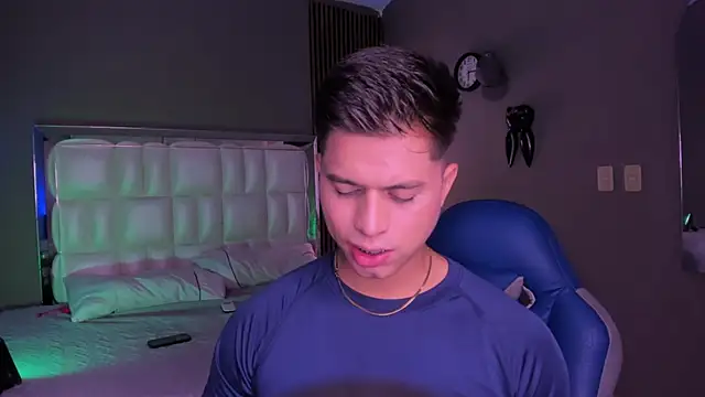 Snapshot of Niicky1_ chatting on 16, 9, 2025 Niicky1  online show from 16, 9, 2025