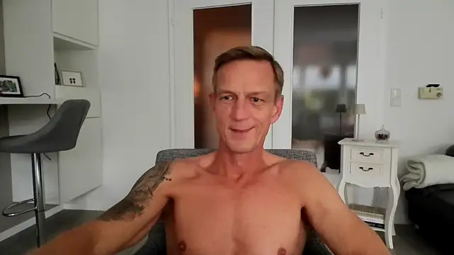 dirks71 online show from 6, 11, 2025