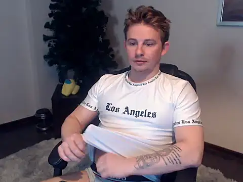 Snapshot of LandonYork chatting on 13, 2, 2026 LandonYork online show from 13, 2, 2026