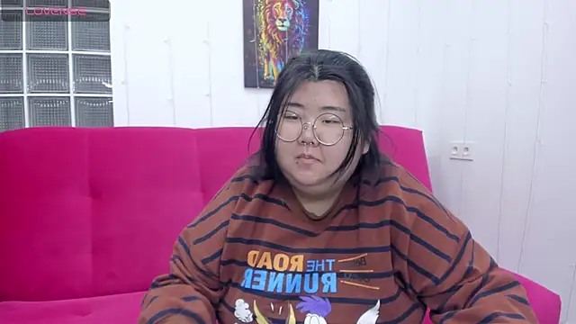 Nadine asian online show from 5, 10, 2025