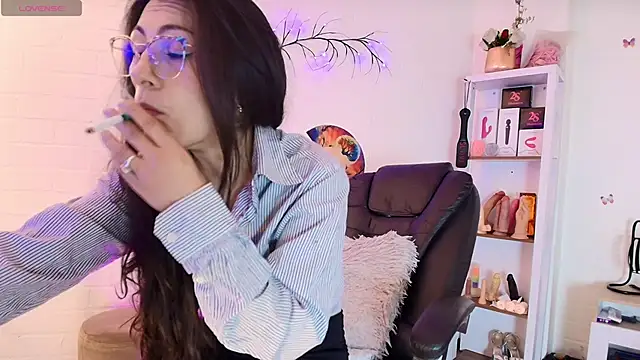 Rapunzeell  online show from 26, 9, 2025