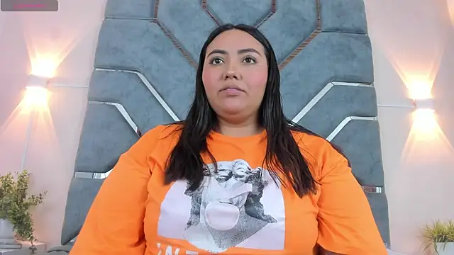 LucciaPorter online show from 13, 1, 2026