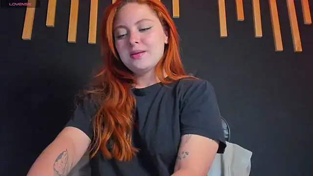 izyzys baker online show from 8, 11, 2025