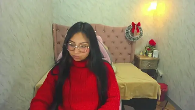 Snapshot of XSmaggiiee chatting on 31, 12, 2024 XSmaggiiee online show from 31, 12, 2024